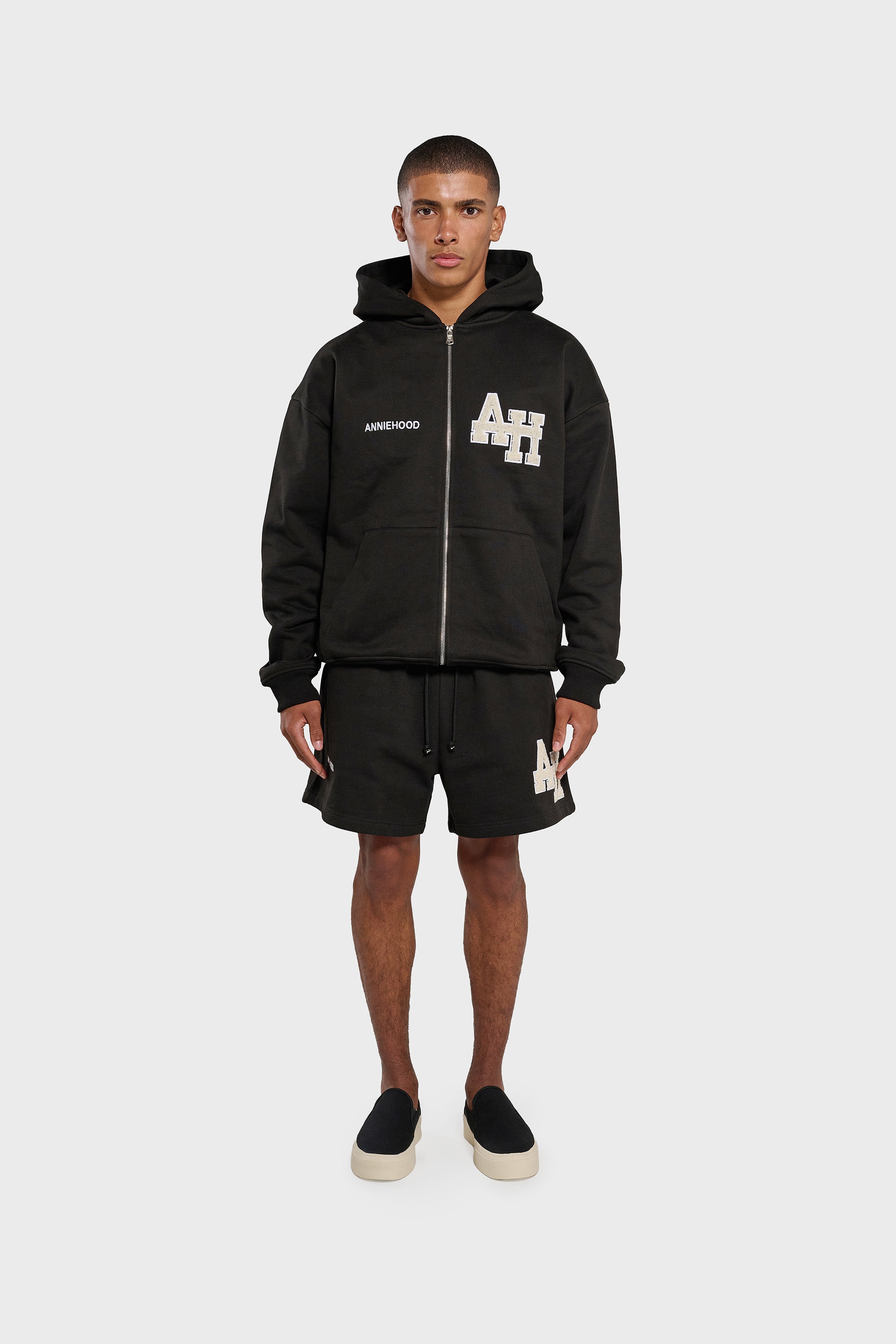 COLLEGE ZIP - BLACK