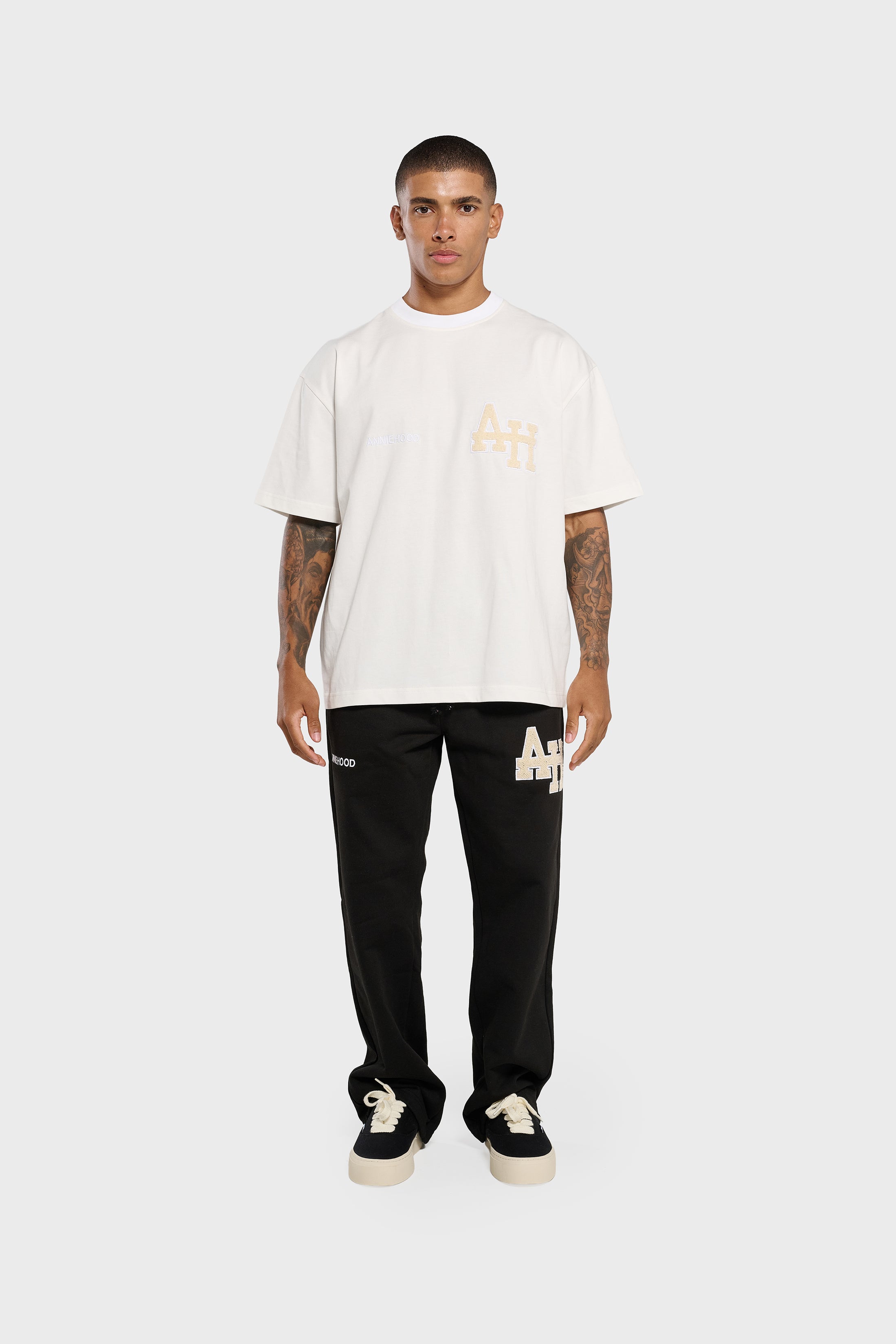 COLLEGE TSHIRT - WHITE