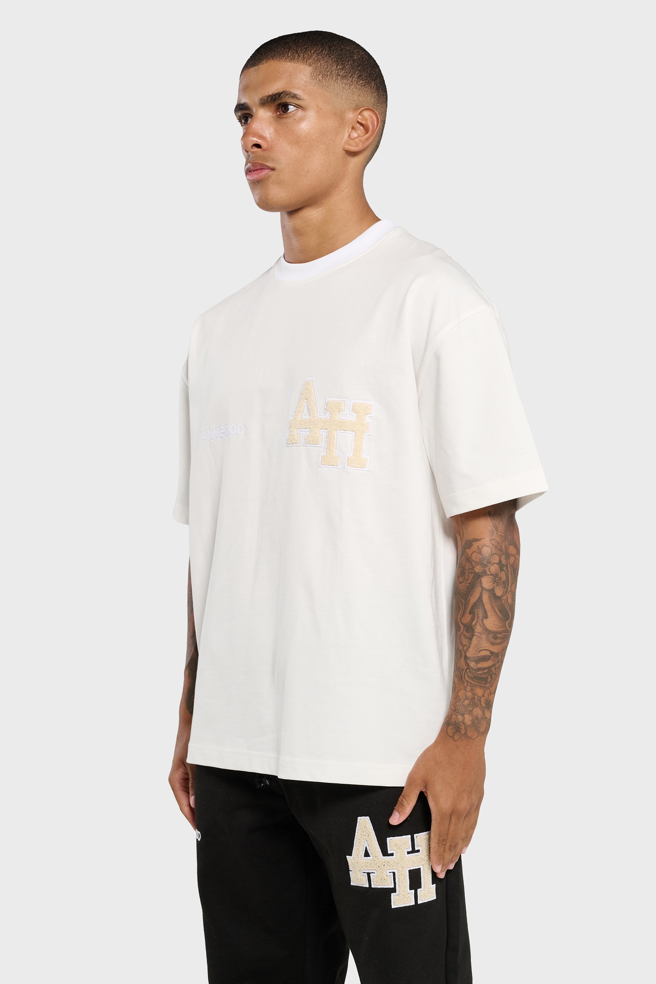 COLLEGE TSHIRT - WHITE
