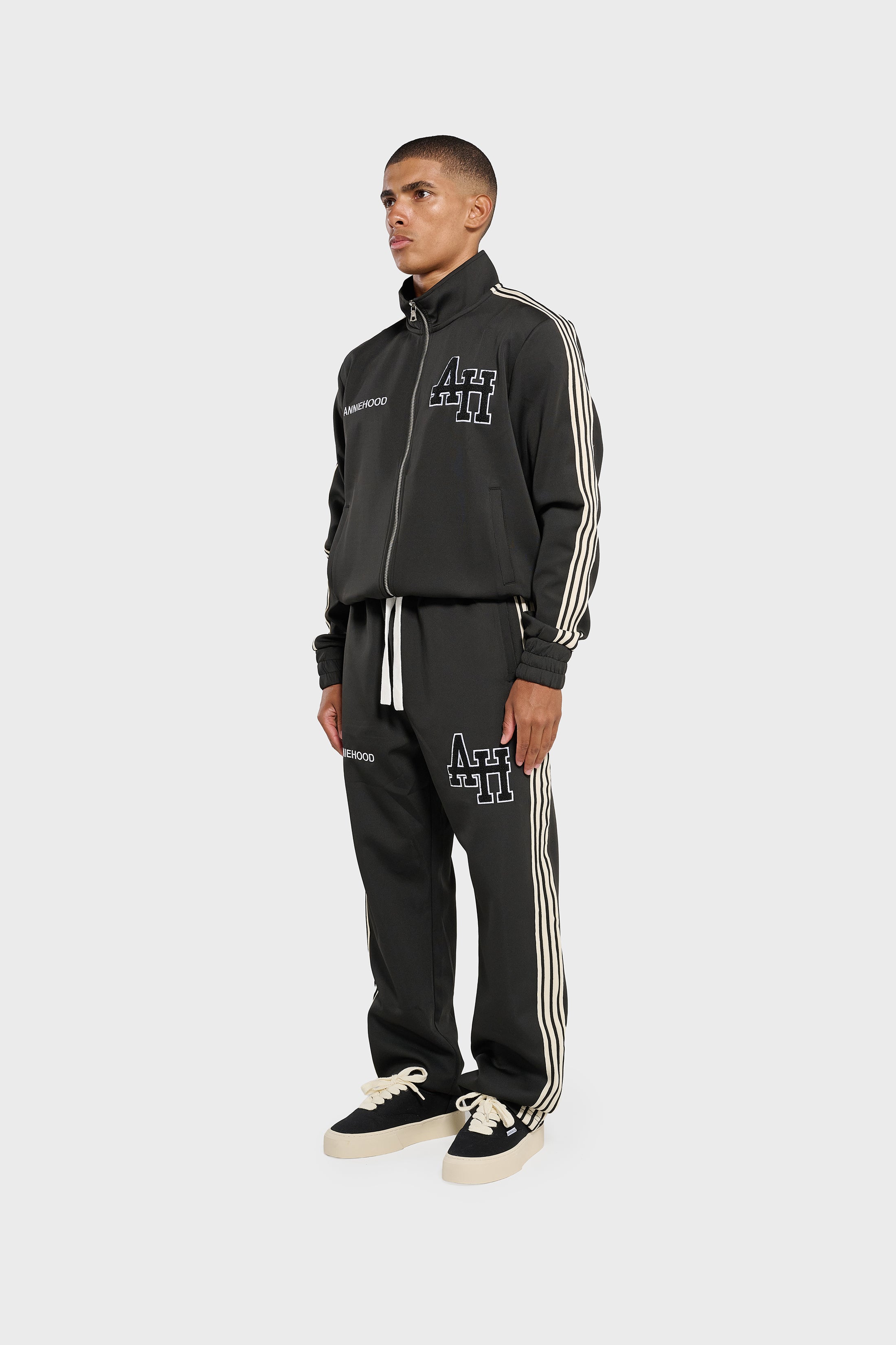 COLLEGE TRACKJACKET