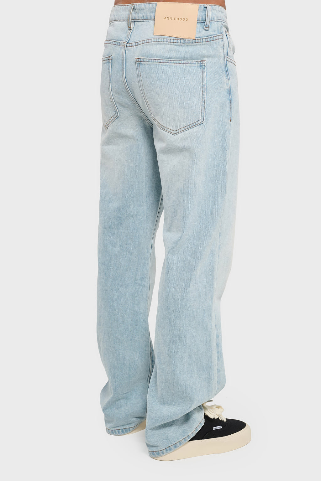 JEANS - WASHED BLUE