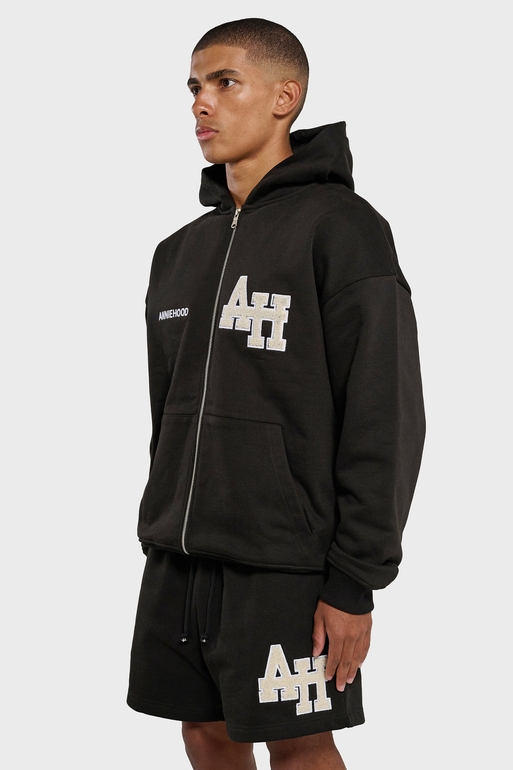 COLLEGE ZIP - BLACK