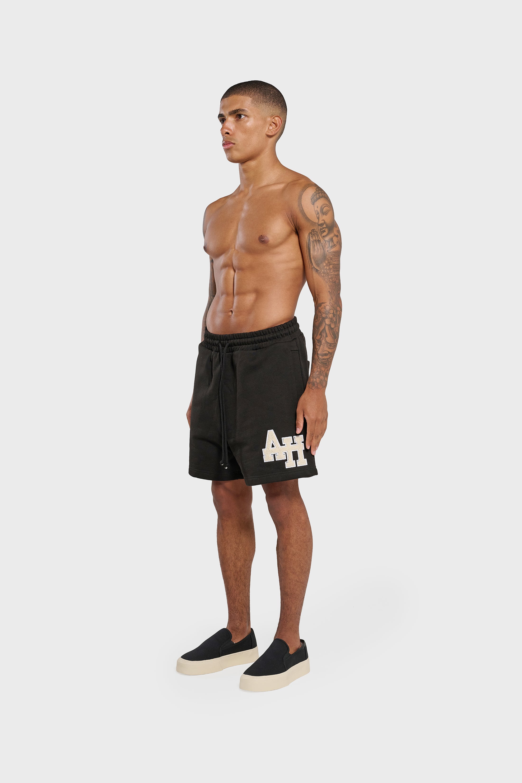 COLLEGE SHORTS - BLACK