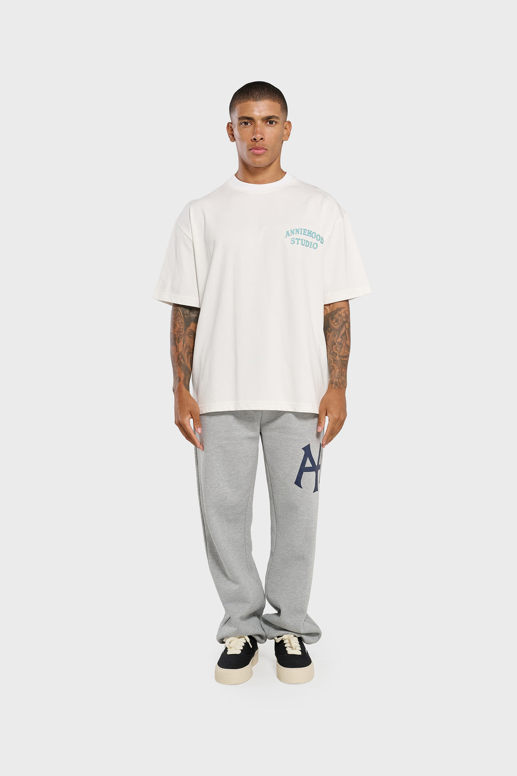 STUDIO TSHIRT - WHITE