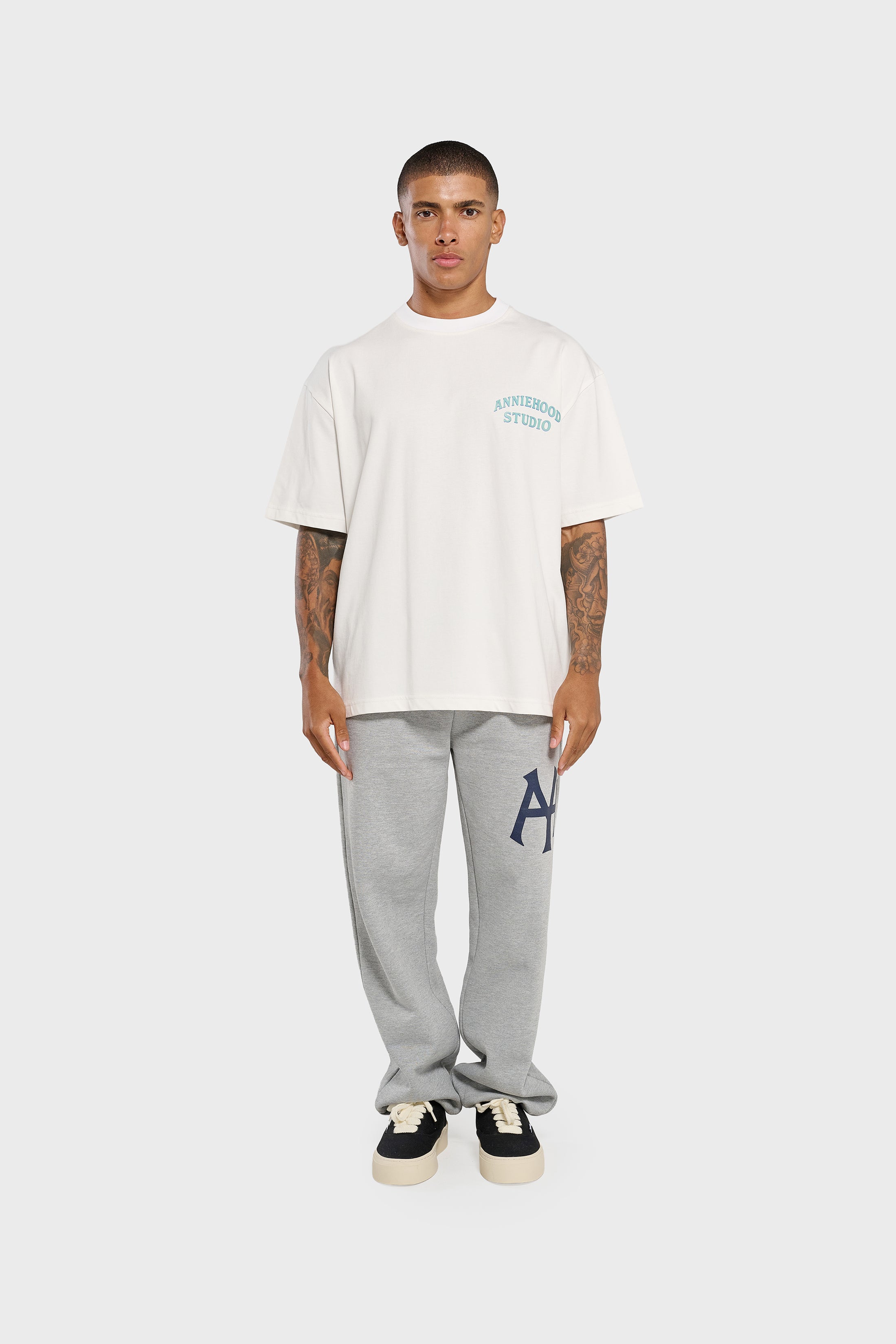 STUDIO TSHIRT - WHITE