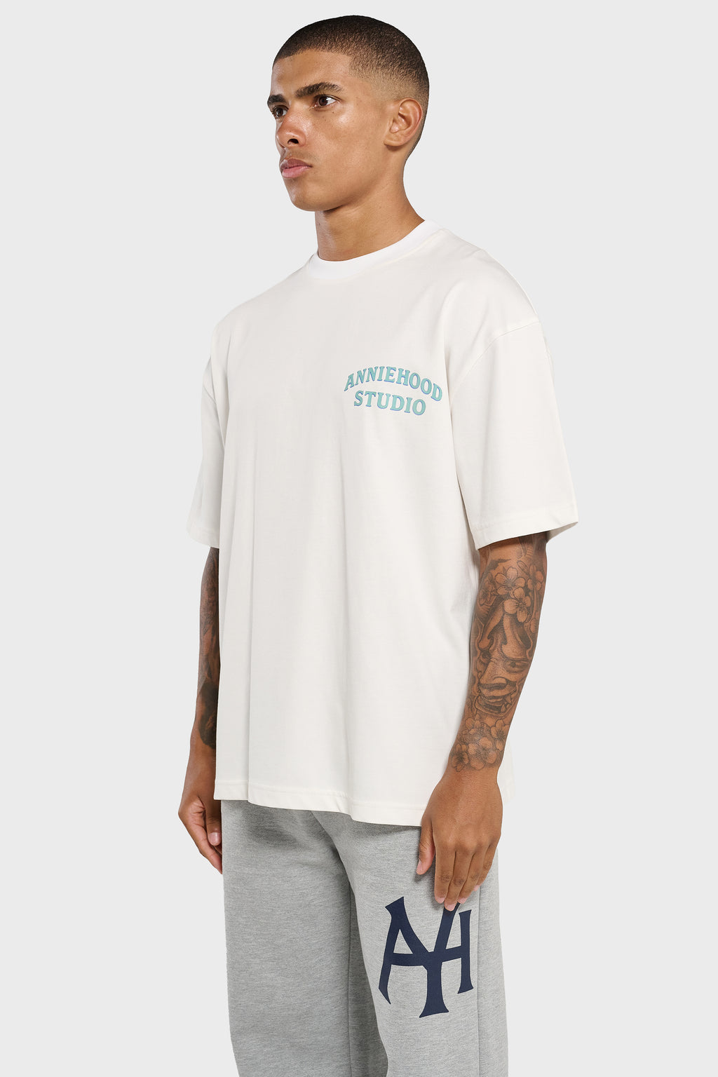 STUDIO TSHIRT - WHITE
