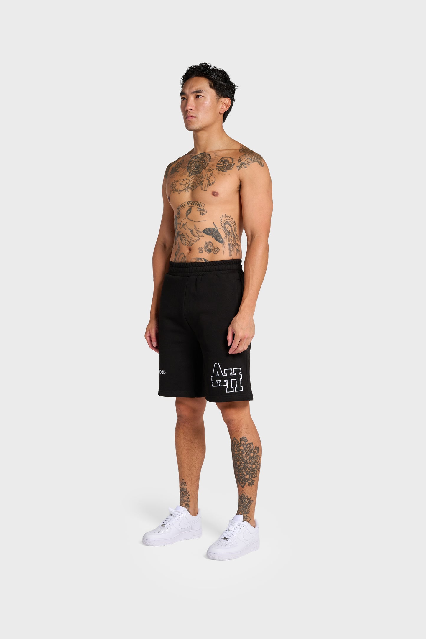 COLLEGE SHORTS - BLACK
