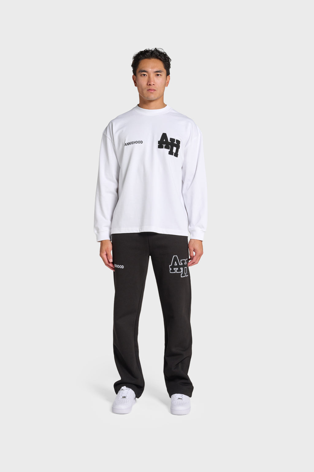 L/S COLLEGE TSHIRT - WHITE