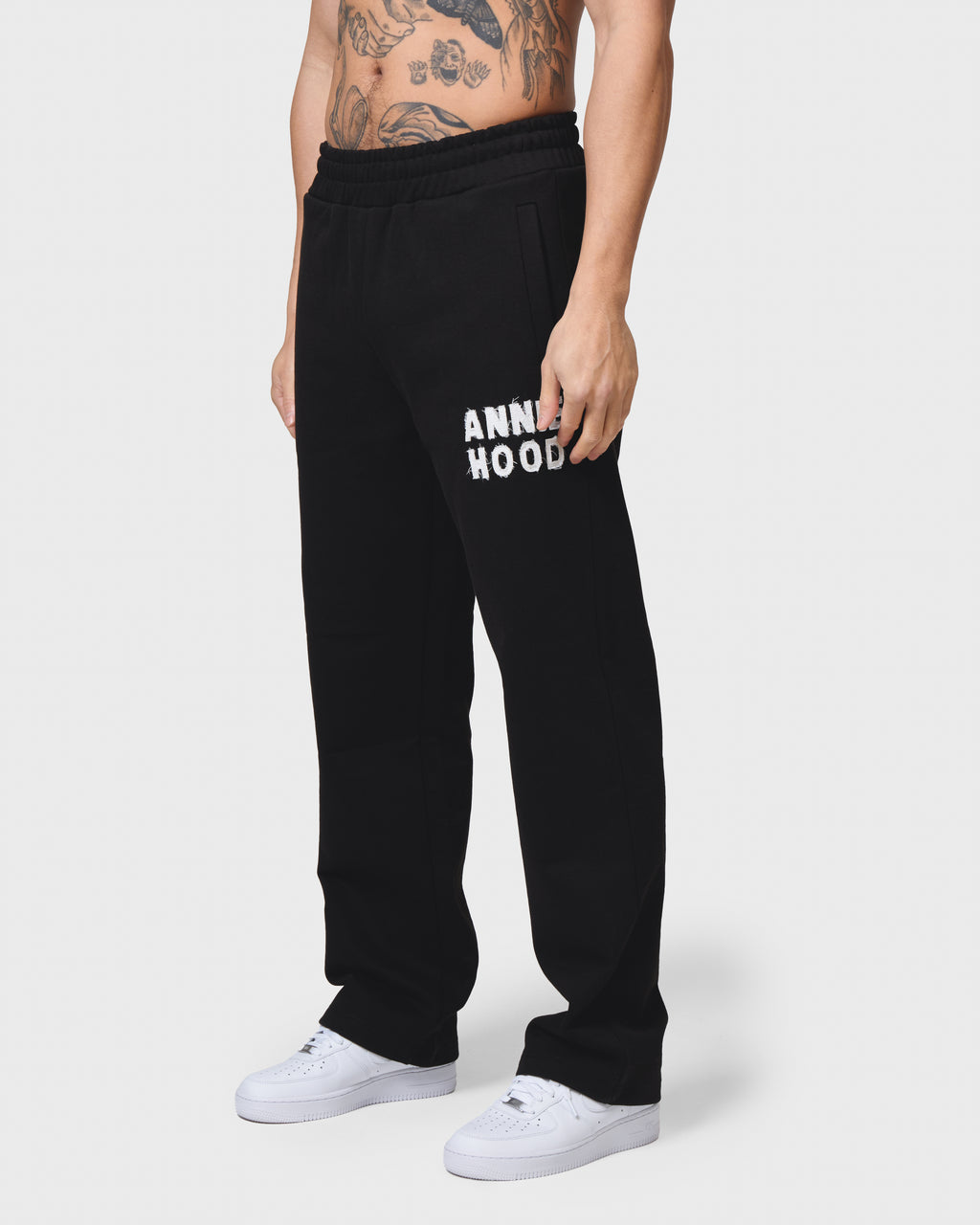 APPLIQUE JOGGERS - BLACK